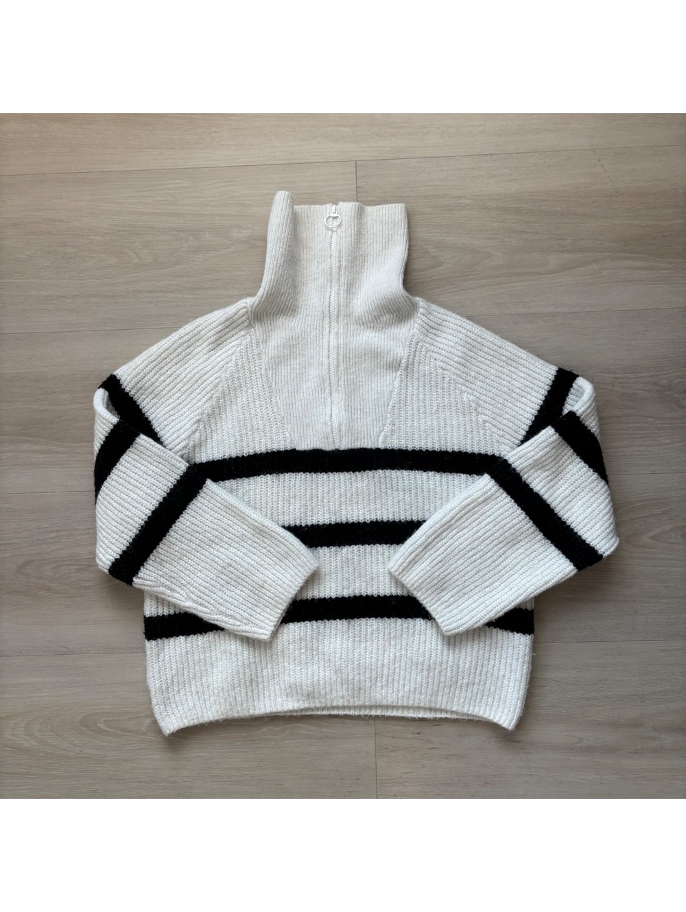 H&M Divided Women’s S Striped Half Zip Sweater Cream Black Chunky Knit